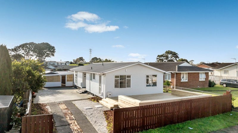 48 Chelburn Crescent, Mangere East, Auckland - Carousel 1