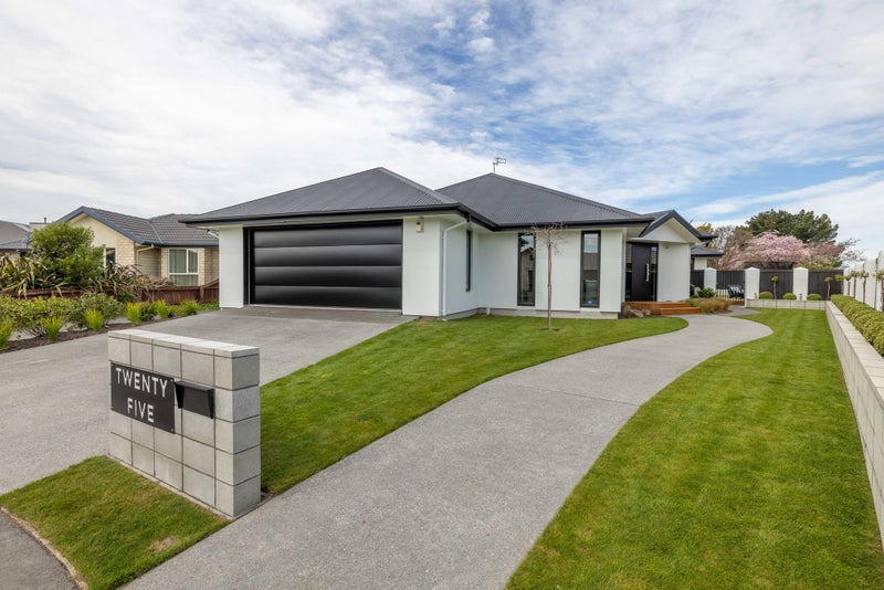 25 Linkwater Way, Parklands, Christchurch - Carousel 1