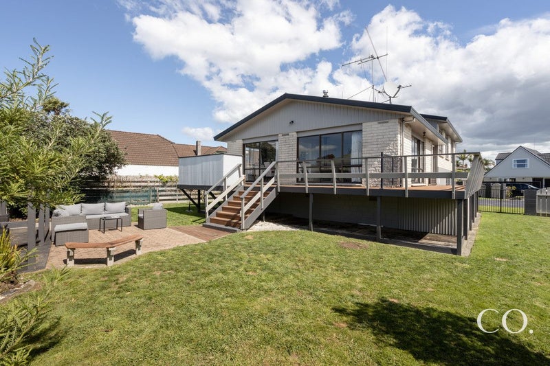 11 Kotuku Place, Matua, Tauranga - Carousel 1