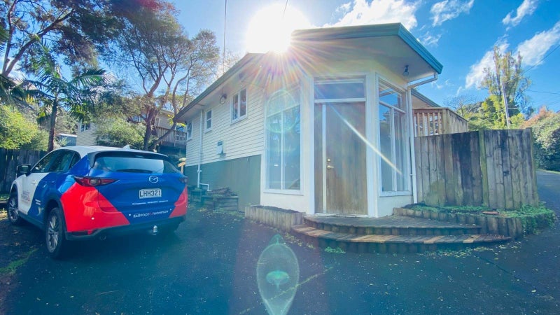 524 Whangaparaoa Road, Stanmore Bay, Whangaparaoa - Carousel 2