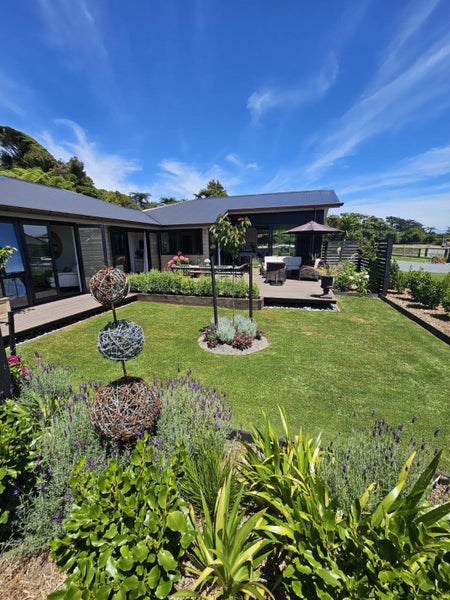 1 Stratford Mill Place, Paroa, Greymouth - Carousel 1