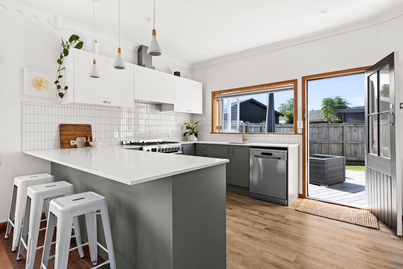 49 Tom Parker Avenue, Marewa, Napier - Carousel 2