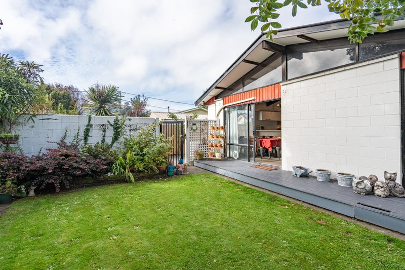 168 St Johns Street, Bromley, Christchurch - Carousel 1