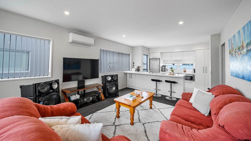 5/408 Worcester Street, Linwood, Christchurch - Carousel 2