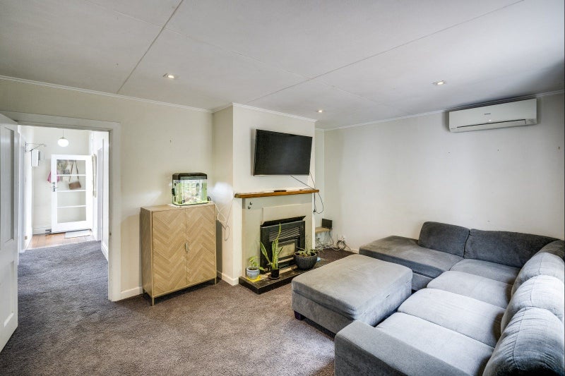 9 Chaucer Road South, Hospital Hill, Napier - Carousel 2