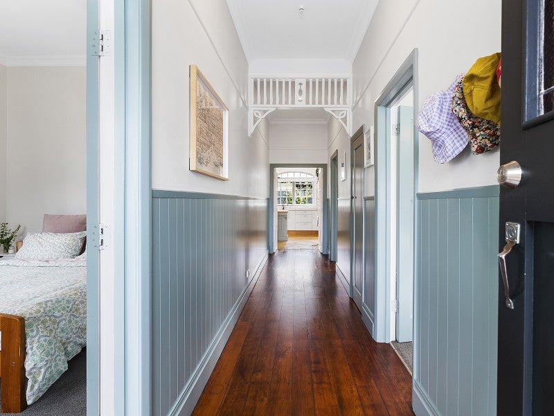 10 Edinburgh Terrace, Berhampore, Wellington - Carousel 2