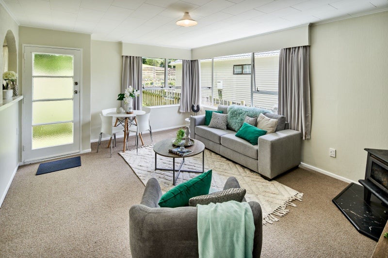 2/21 Puriri Street, Wainuiomata, Lower Hutt - Carousel 2