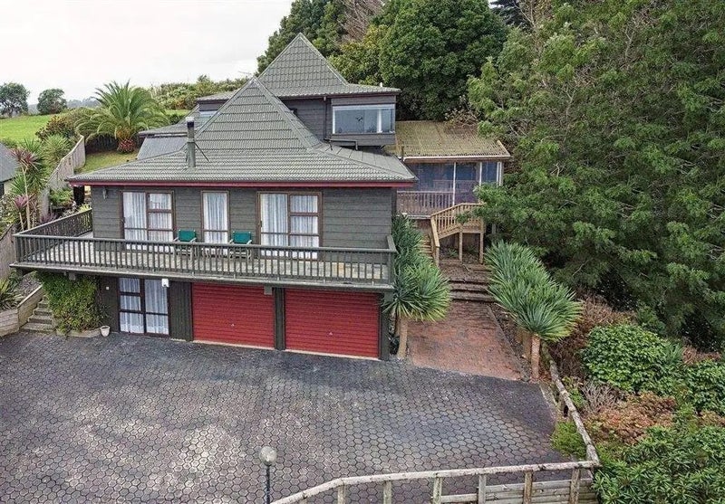 9 Margan Place, Red Hill, Papakura - Carousel 1