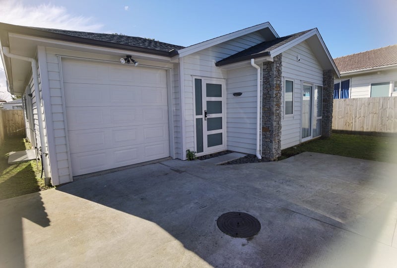 17C Orly Avenue, Mangere, Auckland - Carousel 1