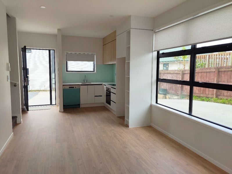 162E Barrack Road, Mount Wellington, Auckland - Carousel 2