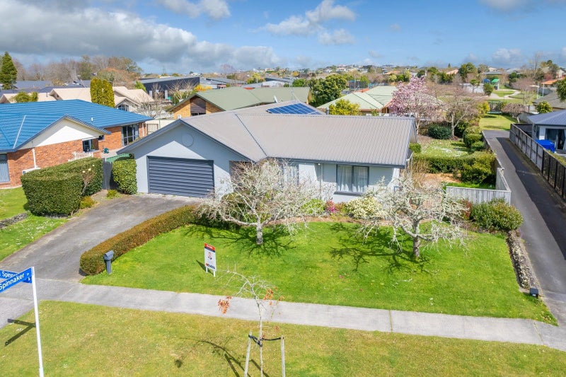 23 Spinnaker Drive, Flagstaff, Hamilton - Carousel 1