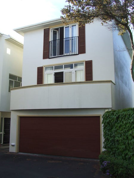 35C Hobson Crescent, Thorndon, Wellington - Carousel 1