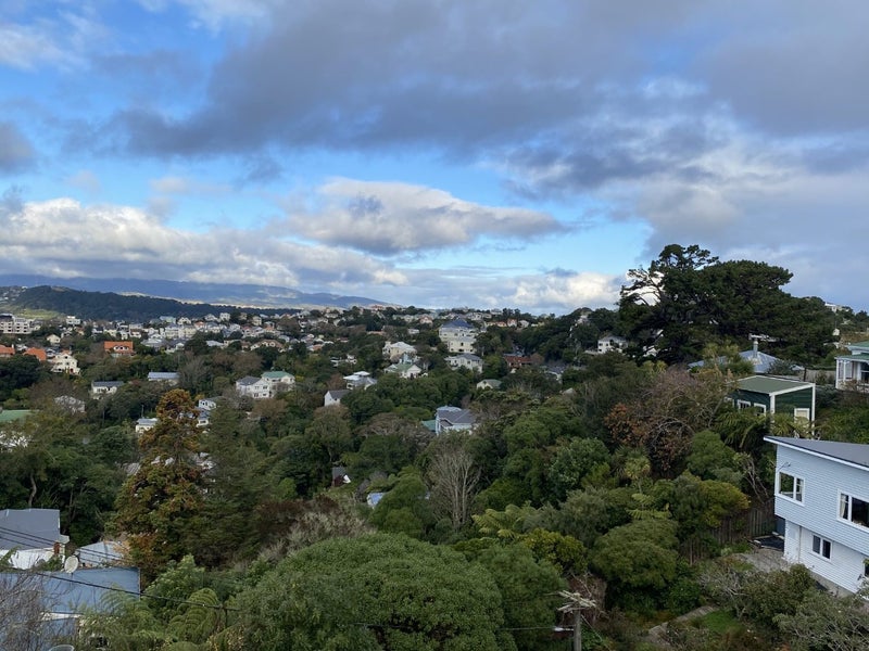 2 Garden Road, Northland, Wellington - Carousel 7