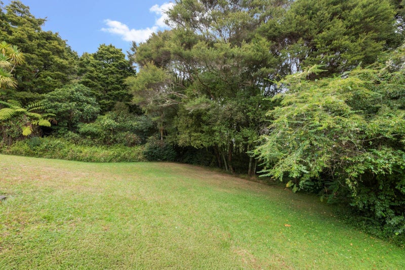 131 Eskdale Road, Birkdale, Auckland - Carousel 13