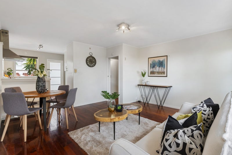 2/35 Simkin Avenue, St Johns, Auckland - Carousel 2