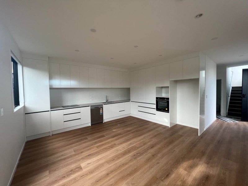 9A Tecoma Street, Ellerslie, Auckland - Carousel 2