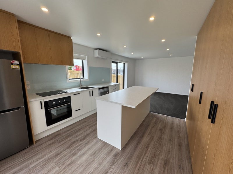 1/12 Willis Street, Torbay, Auckland - Carousel 2