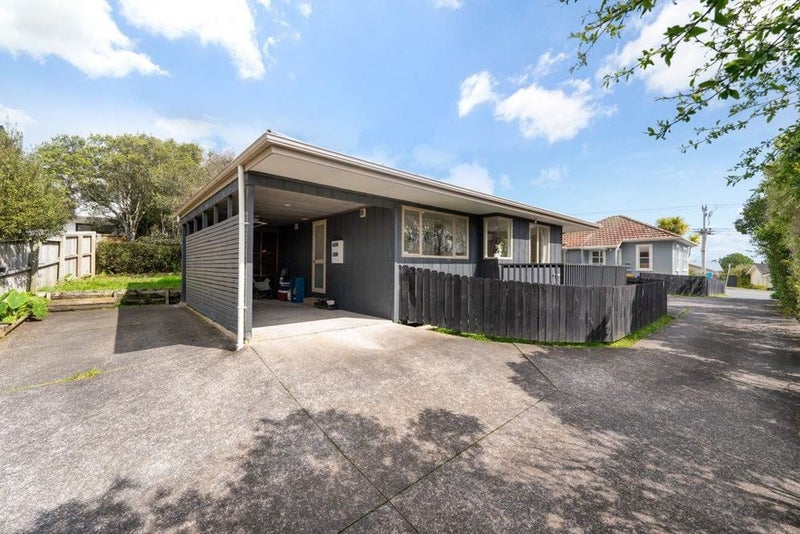 140 Titirangi Road, New Lynn, Auckland - Carousel 2