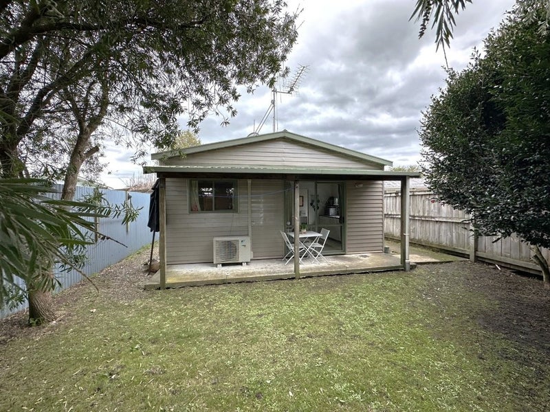 23 Rosalind Street, Deanwell, Hamilton - Carousel 8