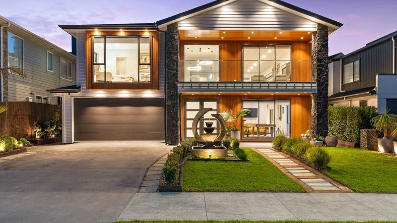 122 Arran Point Parade, Orewa, Orewa - Carousel 1