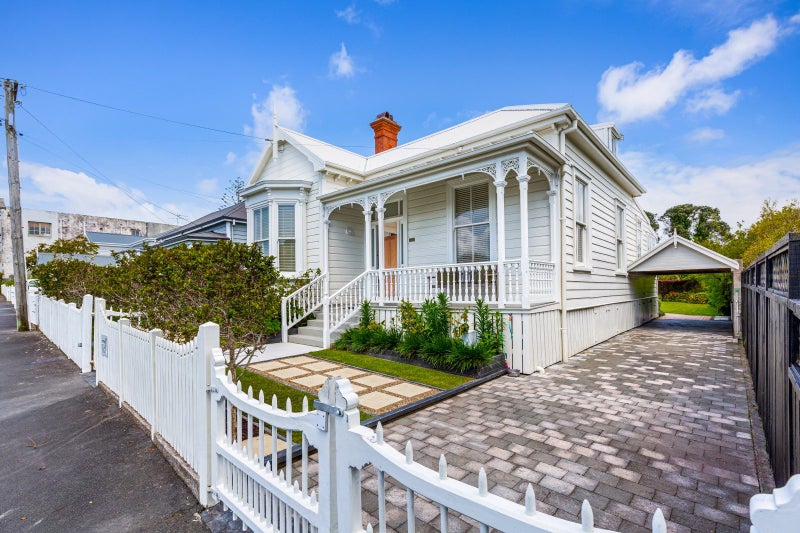 203 Victoria Road, Devonport, Auckland - Carousel 2