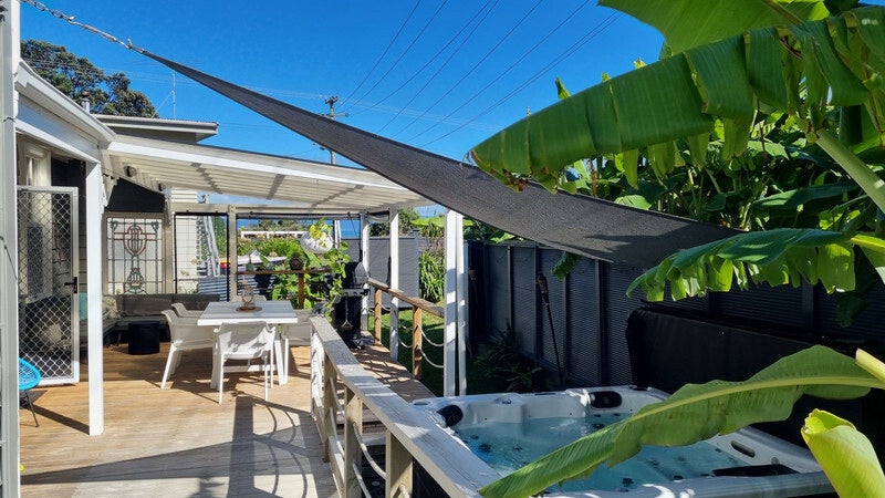 4 Trotter Avenue, Waiomu - Carousel 2