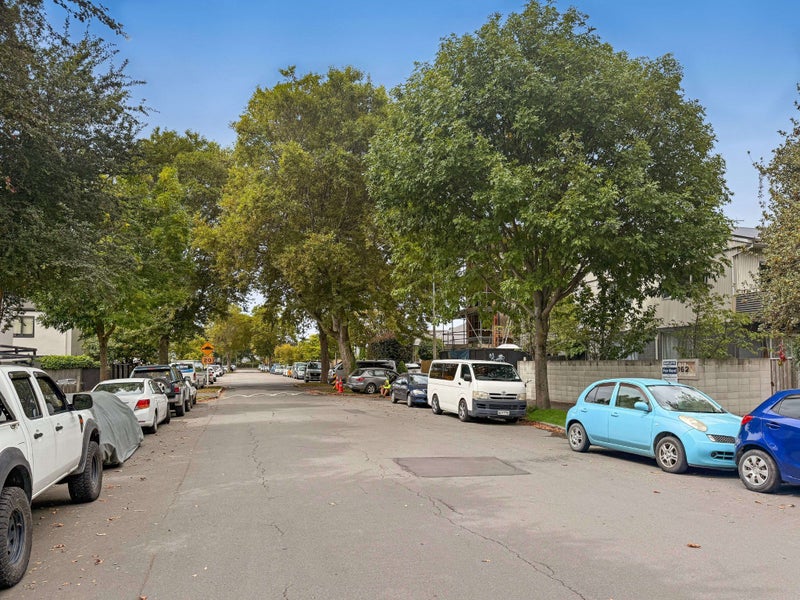 6/162 Chester Street East, Christchurch Central, Christchurch - Carousel 12