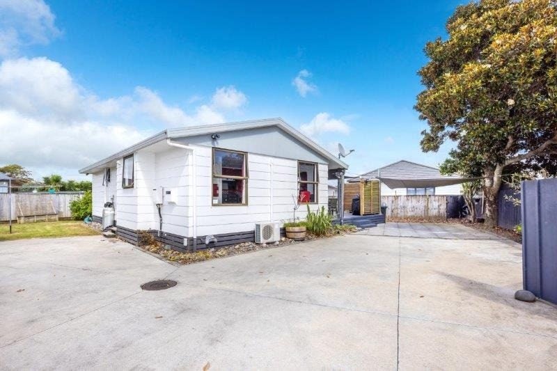 23D Breckons Avenue, Nawton, Hamilton - Carousel 2