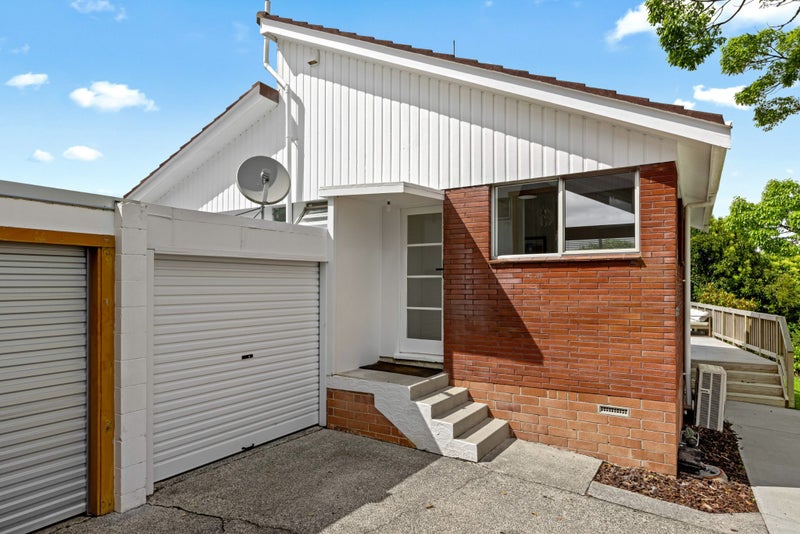 2/14B Camrose Place, Glenfield, Auckland - Carousel 19