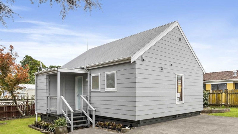 183A Pigeon Mountain Road, Half Moon Bay, Auckland - Carousel 1