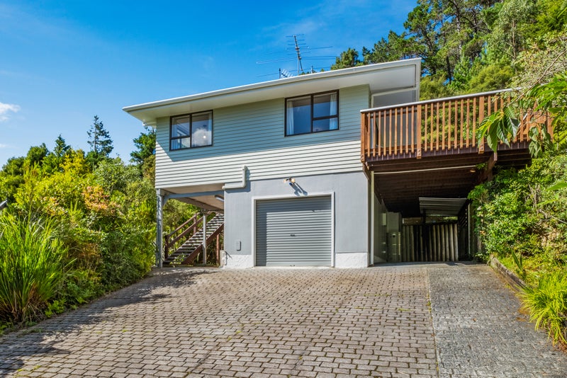 454B Stokes Valley Road, Stokes Valley, Lower Hutt - Carousel 1
