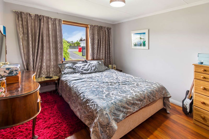 45 Mclean Street, Woodville - Carousel 2