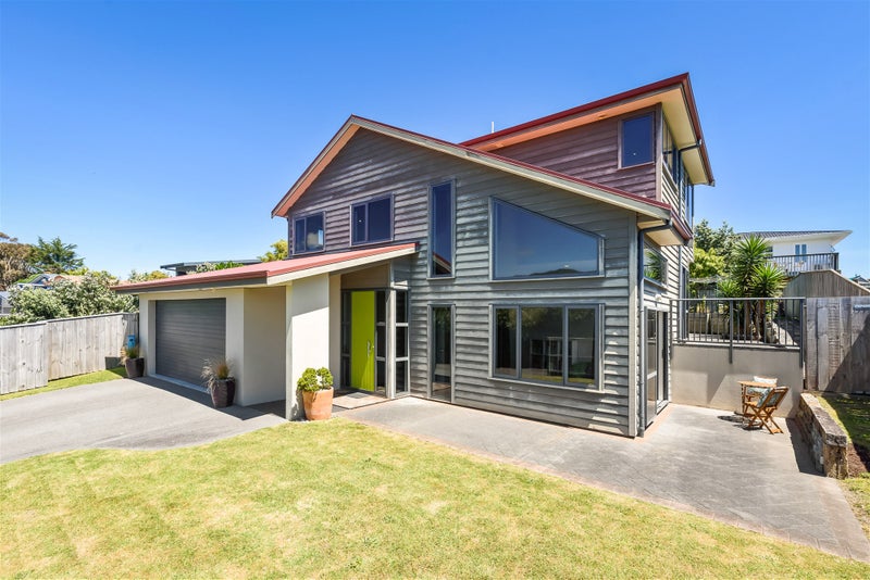 15 Metzenthin Close, Raumati South, Paraparaumu - Carousel 2