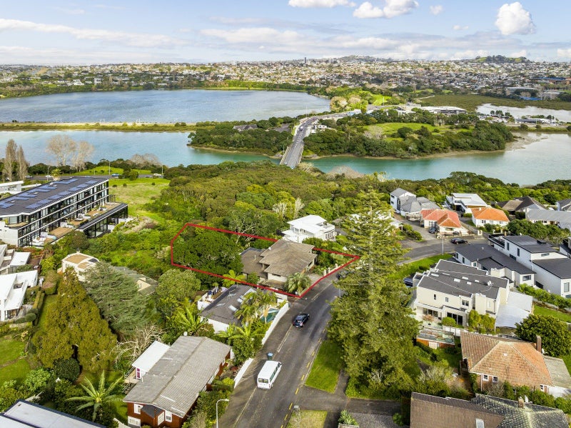 37 Awarua Crescent, Orakei, Auckland - Carousel 2