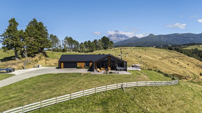 246A Korito Road, Korito, New Plymouth - Carousel 2