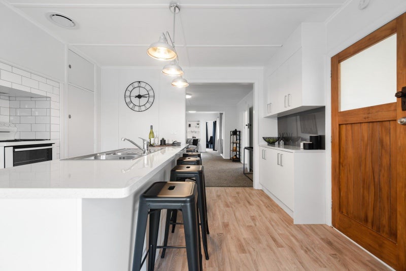 160 Nixon Street, Hamilton East, Hamilton - Carousel 1