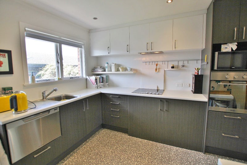 2/81 Rawhiti Road, Onehunga, Auckland - Carousel 2
