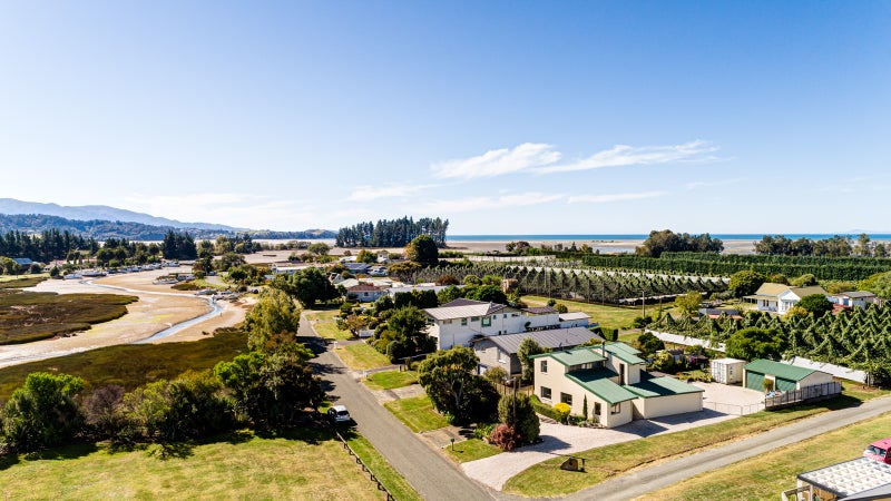8 Wharf Road, Riwaka - Carousel 17