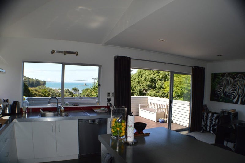 1066 Whangaparaoa Road, Tindalls Beach, Whangaparaoa - Carousel 2