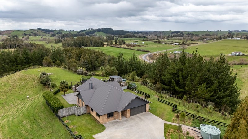 31 Sager Road, Whatawhata - Carousel 1