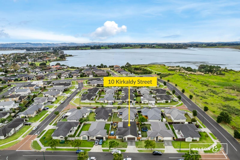 10 Kirkaldy Street, Wattle Downs, Auckland - Carousel 2