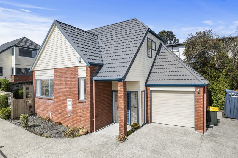 6A Baird Street, Howick, Auckland - Carousel 1