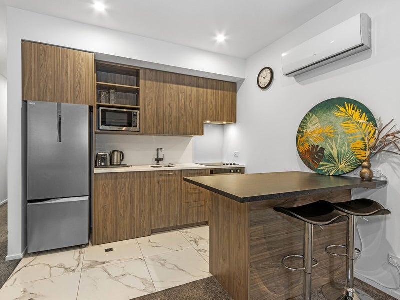 2/420 Hagley Avenue, Christchurch Central, Christchurch - Carousel 2