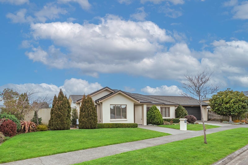 37 Tennyson Avenue, Kelvin Grove, Palmerston North - Carousel 1