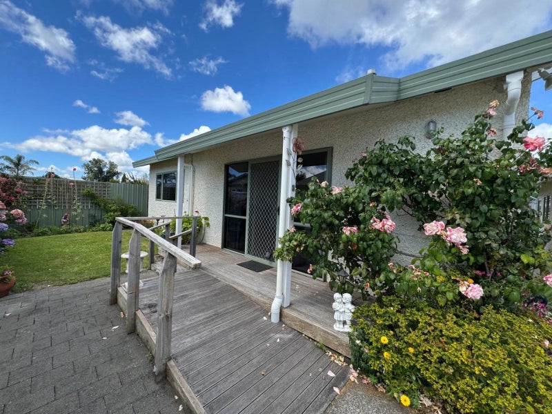 3/239 Warwick Road, Mayfair, Hastings - Carousel 2