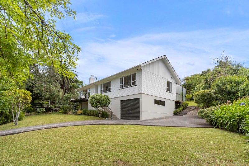 17 Nandana Drive, Glen Eden, Auckland - Carousel 1
