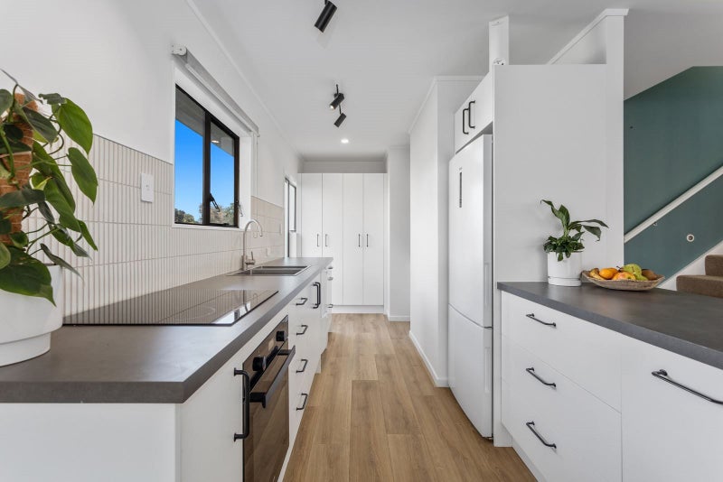 5B Merito Place, Ohope, Ohope - Carousel 2