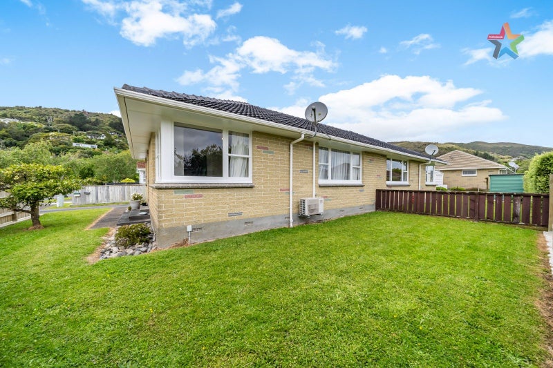 6A Heather Grove, Fairfield, Lower Hutt - Carousel 1