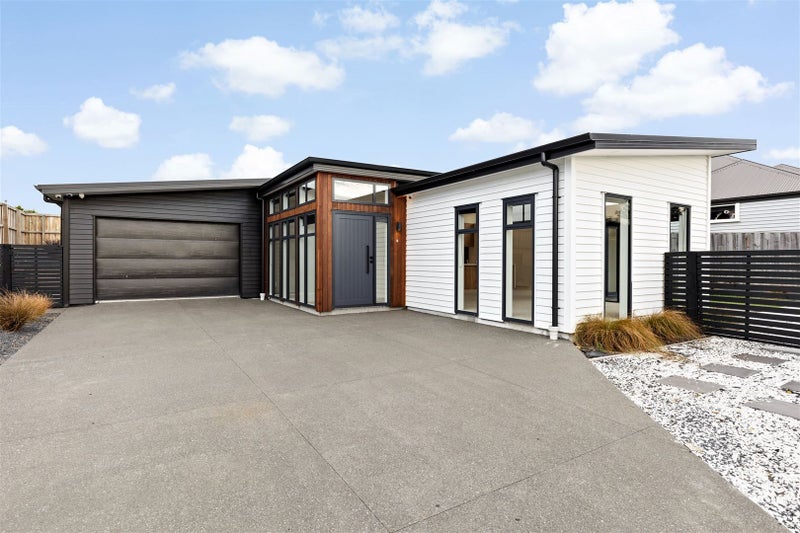 24 Sarikei Avenue, Northwood, Christchurch - Carousel 1