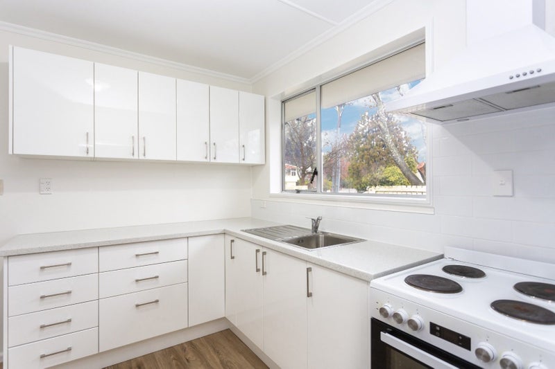 5A Girvan Street, Fendalton, Christchurch - Carousel 2